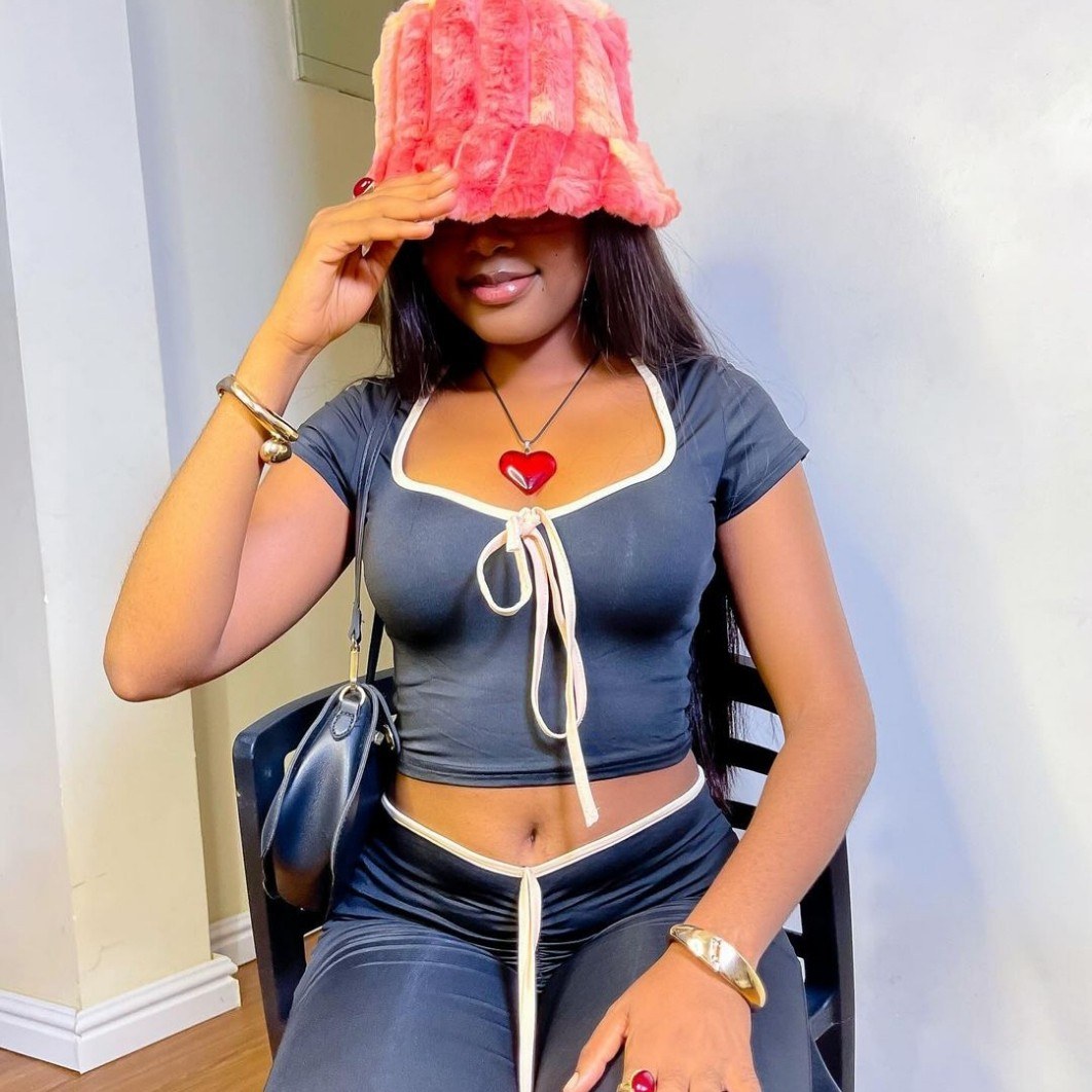 hot chocolate 🍫🫕 BuzzCast profile